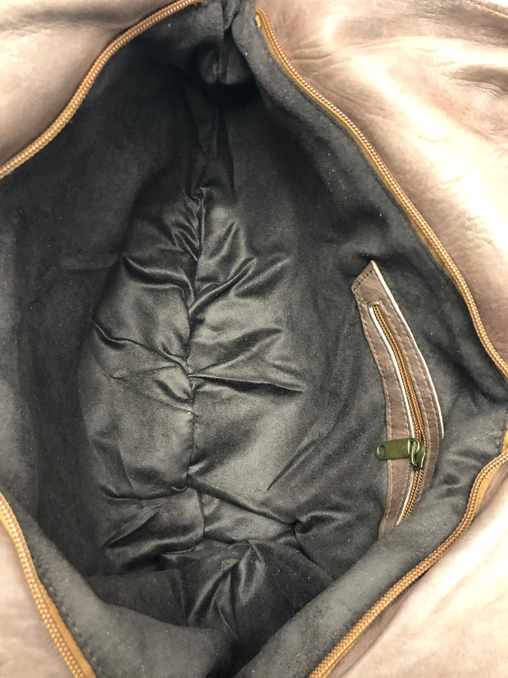 Dámská kožená kabelka ve stylu Hobo hnědá