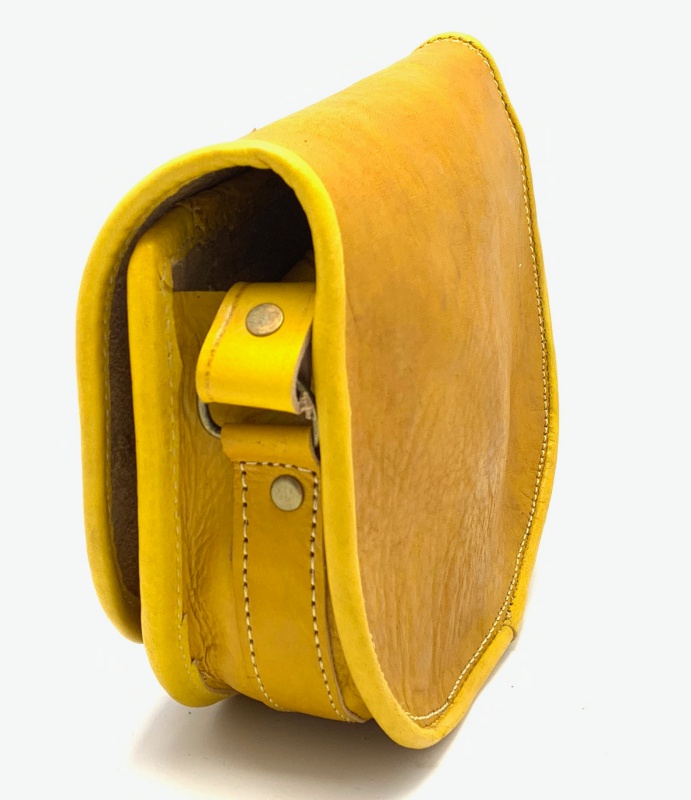 Kožená kabelka lovecká malá žlutá