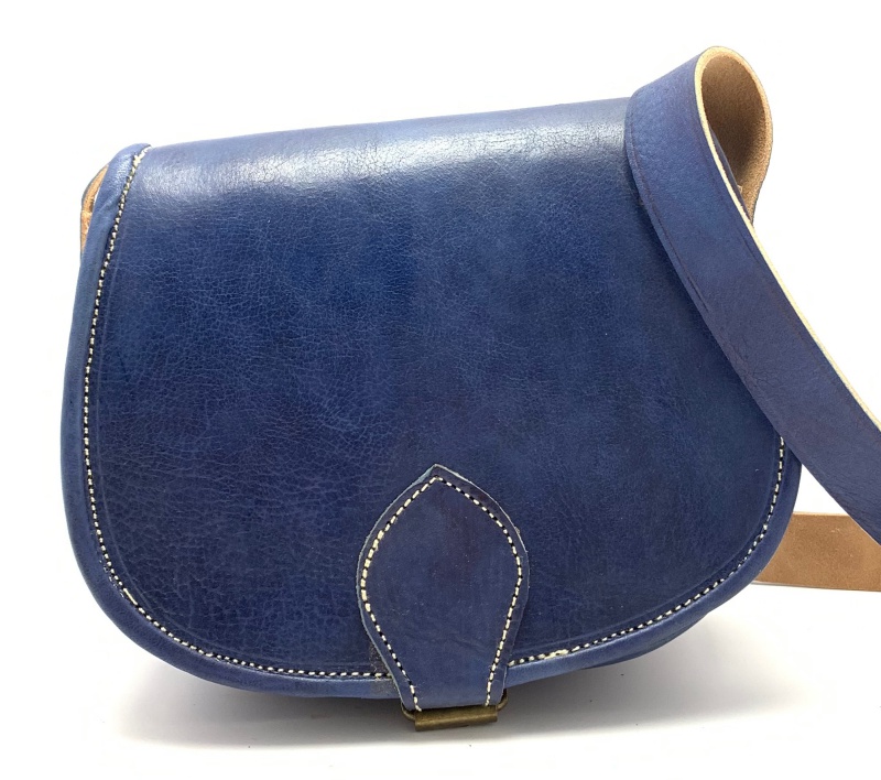Kožená kabelka lovecká malá modrá