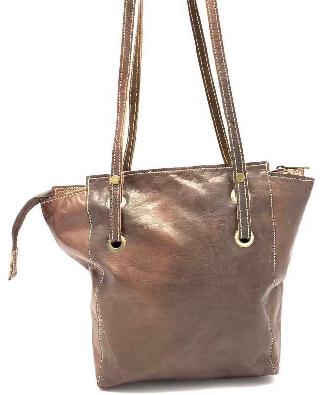 Kožená kabelka ozdobná kolečka hnědá MagBag