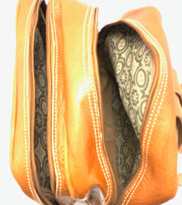 Kožený batoh obdelník přírodní MagBag 7 L