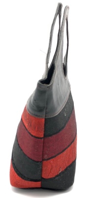 Dámská kožená kabelka oblouk se šátkem červeno-černá MagBag