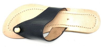 Dámské kožené pantofle s korálkem černé MagBag