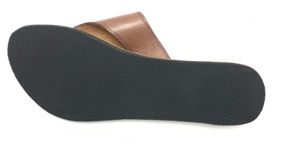 Dámské kožené pantofle s korálkem hnědé MagBag